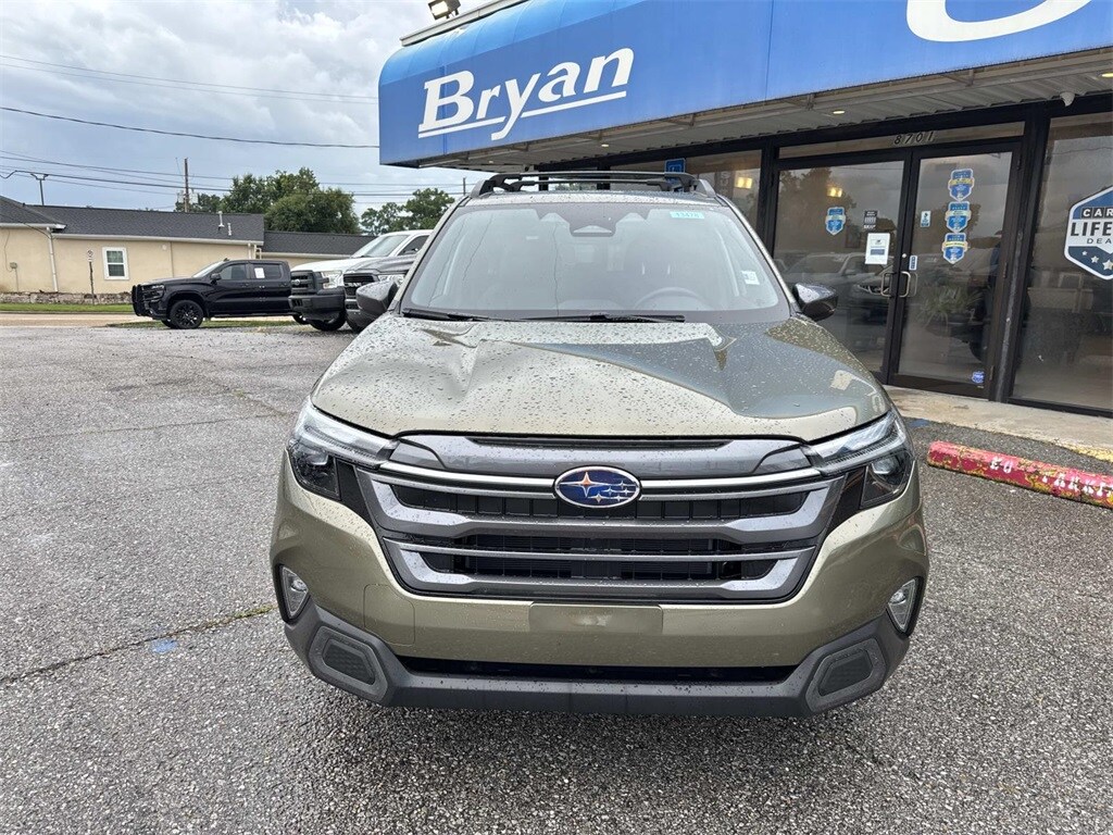 2025 Subaru Forester Limited photo 2