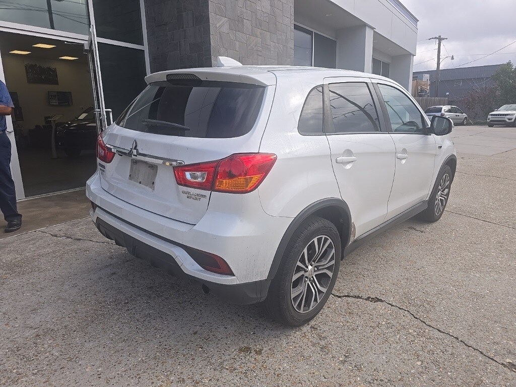 2018 Mitsubishi Outlander Sport ES photo 4