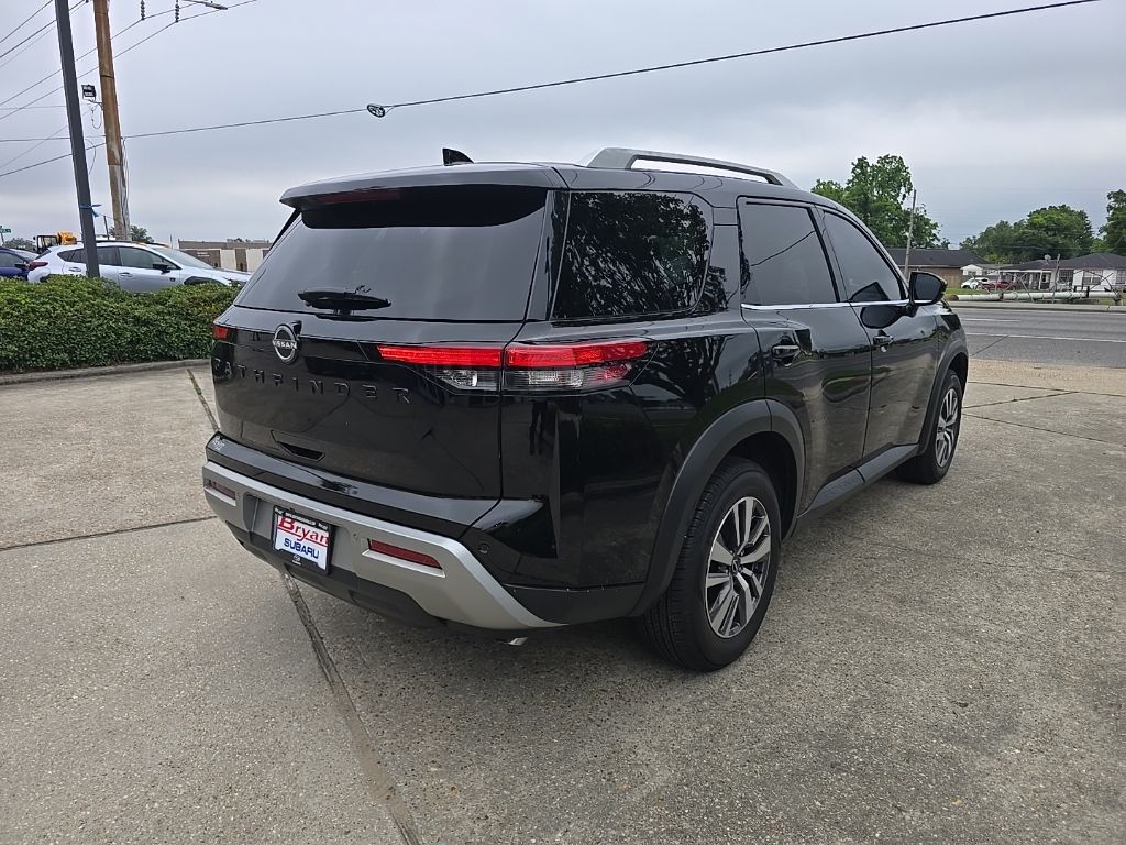 2023 Nissan Pathfinder SL - Photo 6