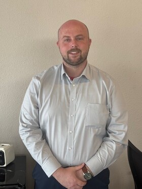 Staff member Brad Halprin from ID_ec308994dbb4