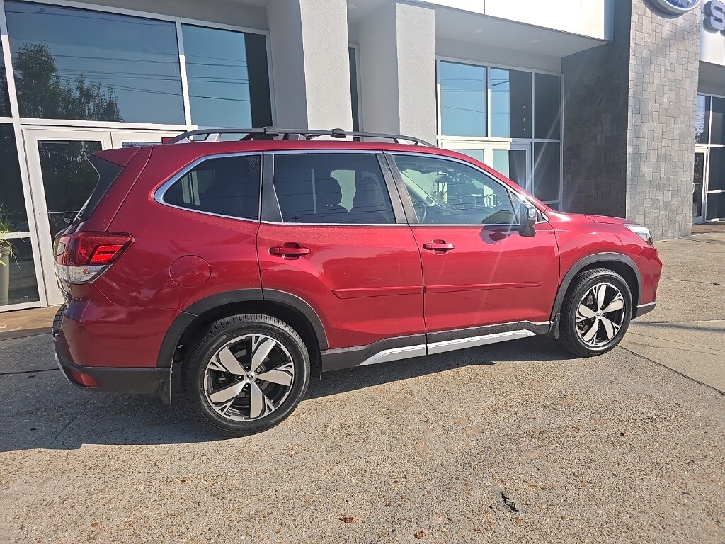 2021 Subaru Forester Touring photo 2