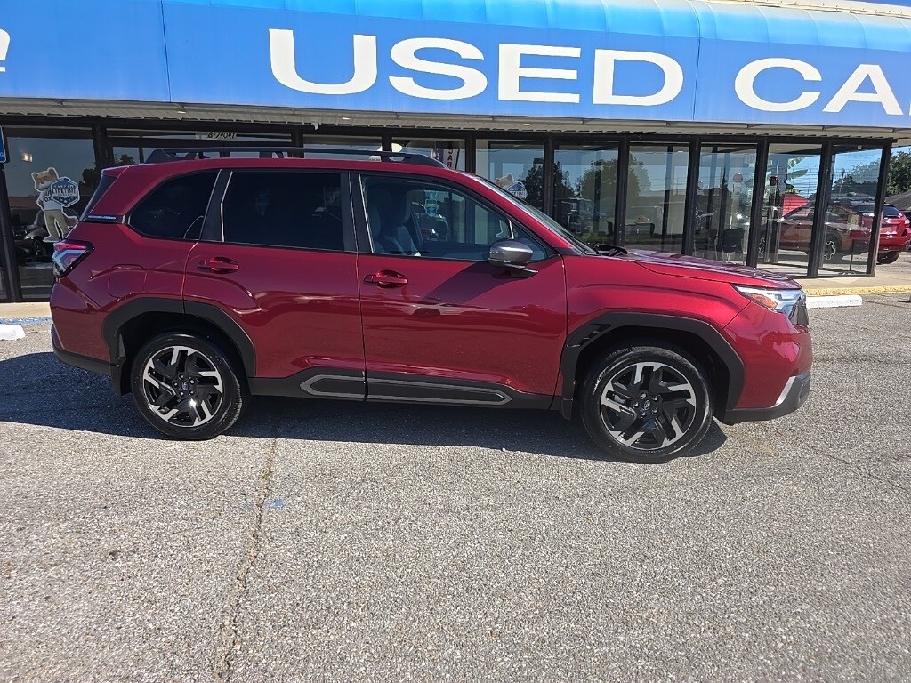 2025 Subaru Forester Limited photo 2