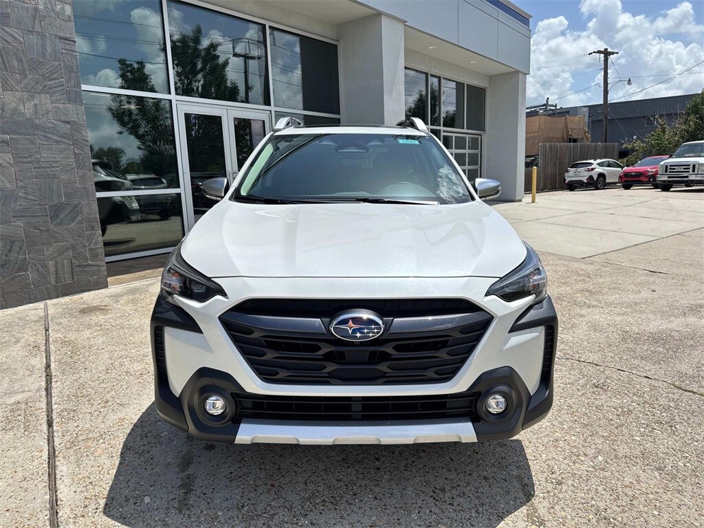 2025 Subaru Outback Touring photo 2