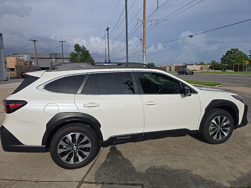 2024 Subaru Outback Limited - Photo 4