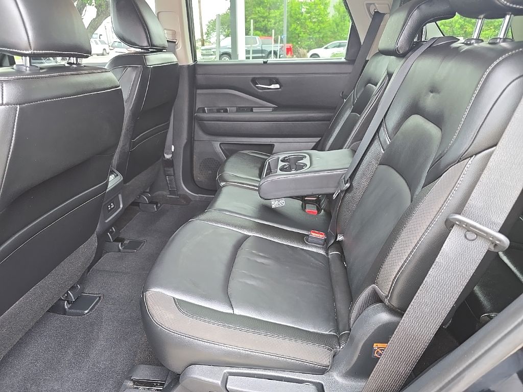 2023 Nissan Pathfinder SL - Photo 27