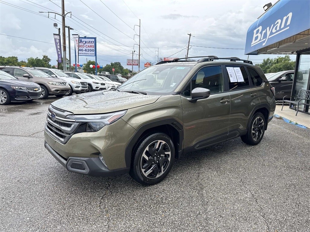2025 Subaru Forester Limited photo 3