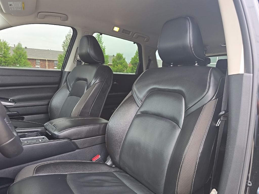 2023 Nissan Pathfinder SL - Photo 16