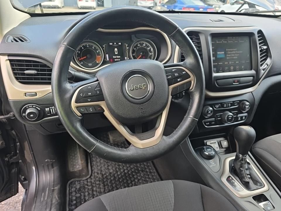 2015 Jeep Cherokee Latitude - Photo 8