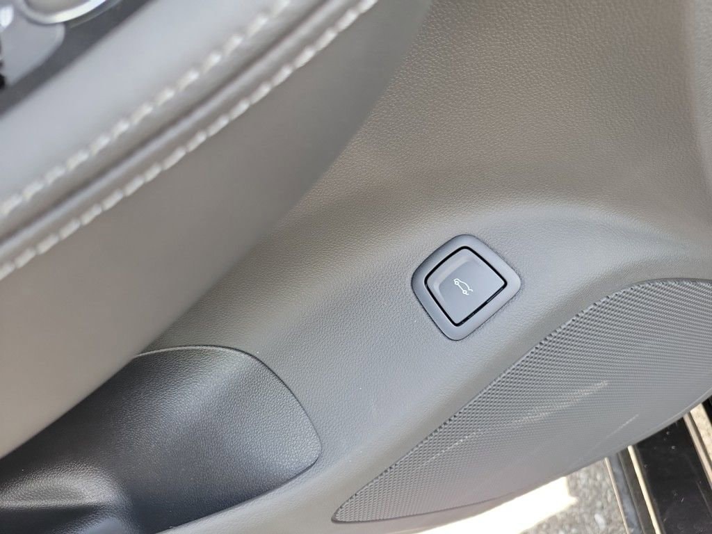 2025 Cadillac CT5 Premium Luxury - Photo 13