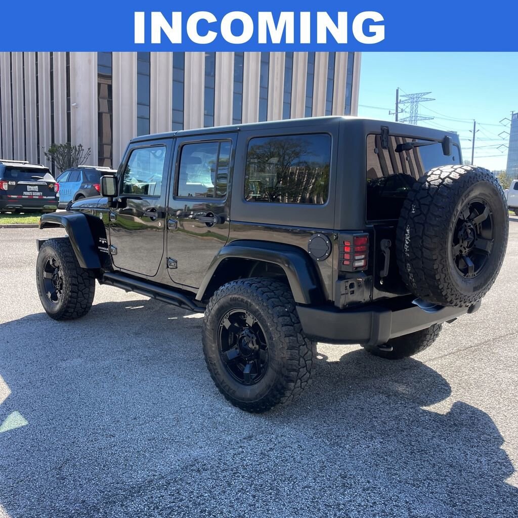 Used 2017 Jeep Wrangler JK Unlimited Sahara 4x4 SUV