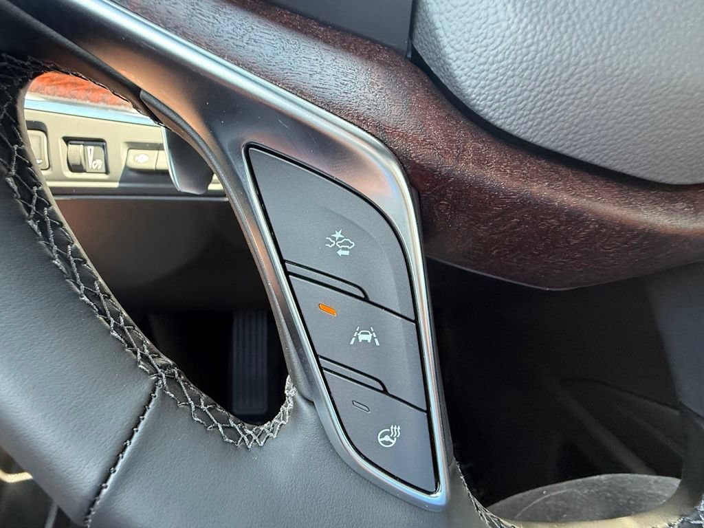 2025 Cadillac XT5 Premium Luxury - Photo 8