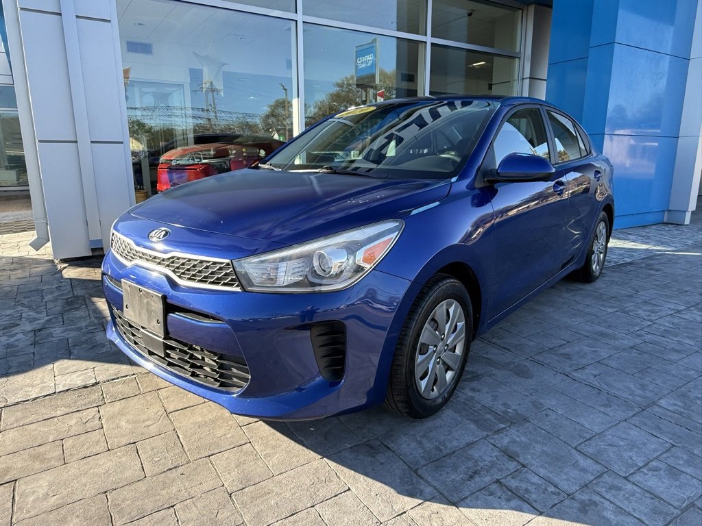 2020 Kia RIO S's photo