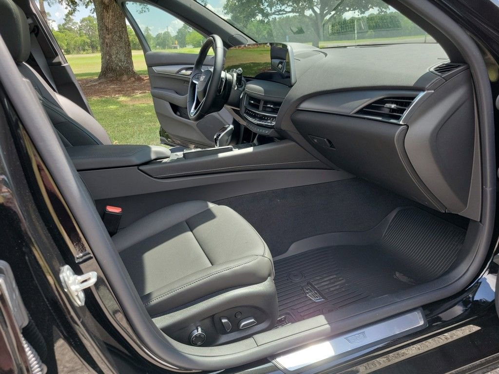 2025 Cadillac CT5 Premium Luxury - Photo 16