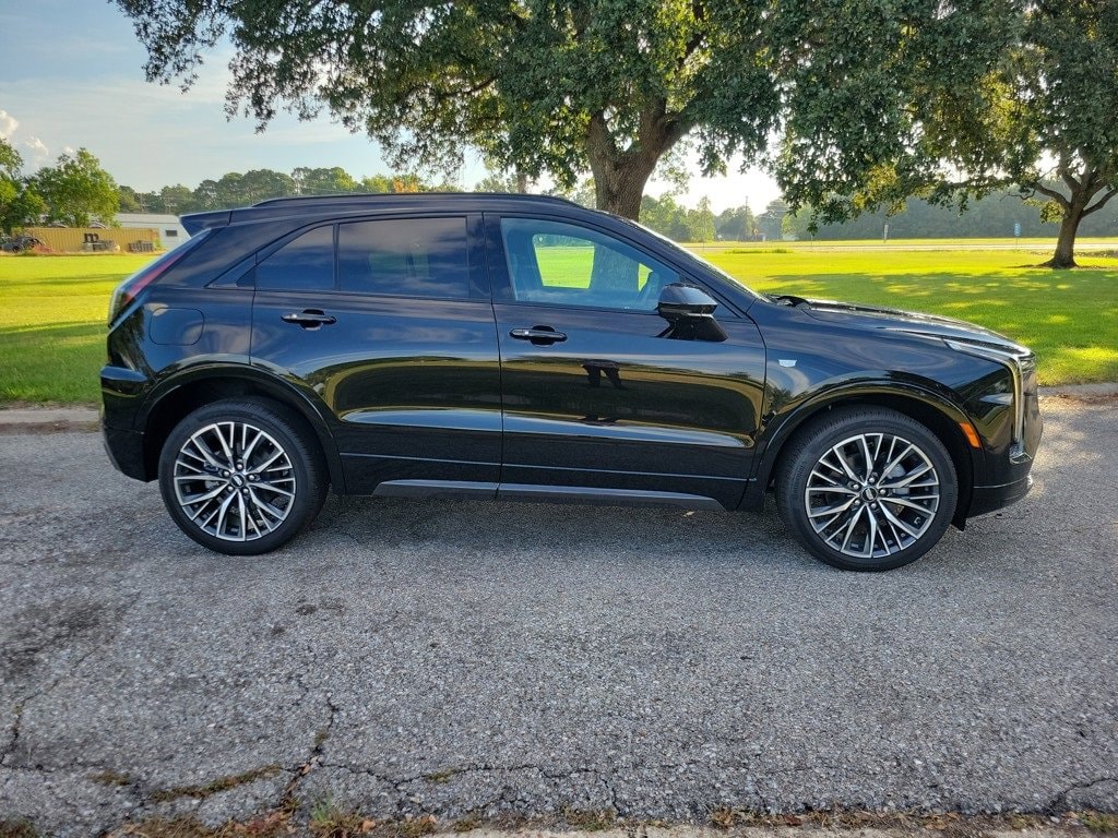 2025 Cadillac XT4 Sport