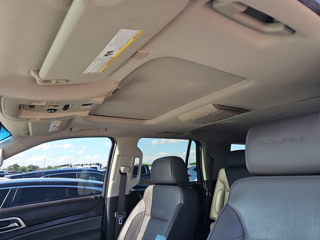 2018 GMC Yukon Denali - Photo 9