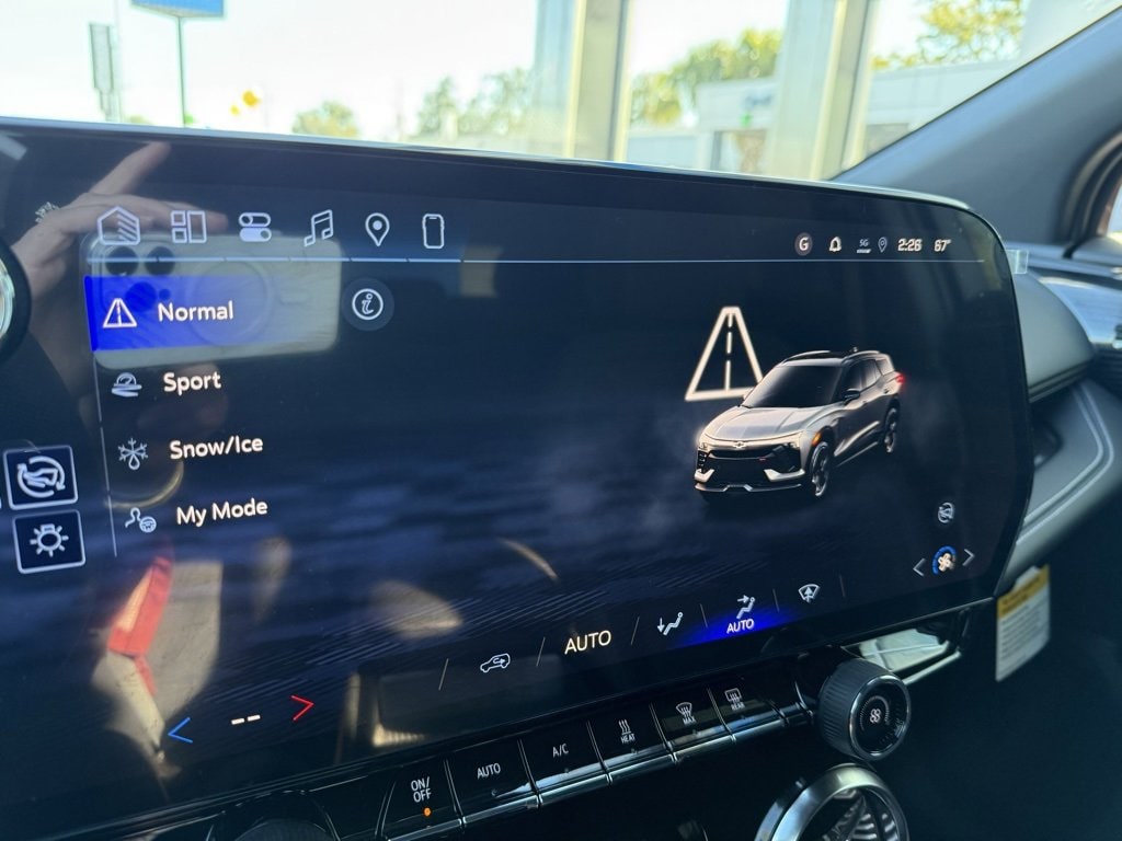 2026 Chevrolet Blazer EV LT - Photo 25