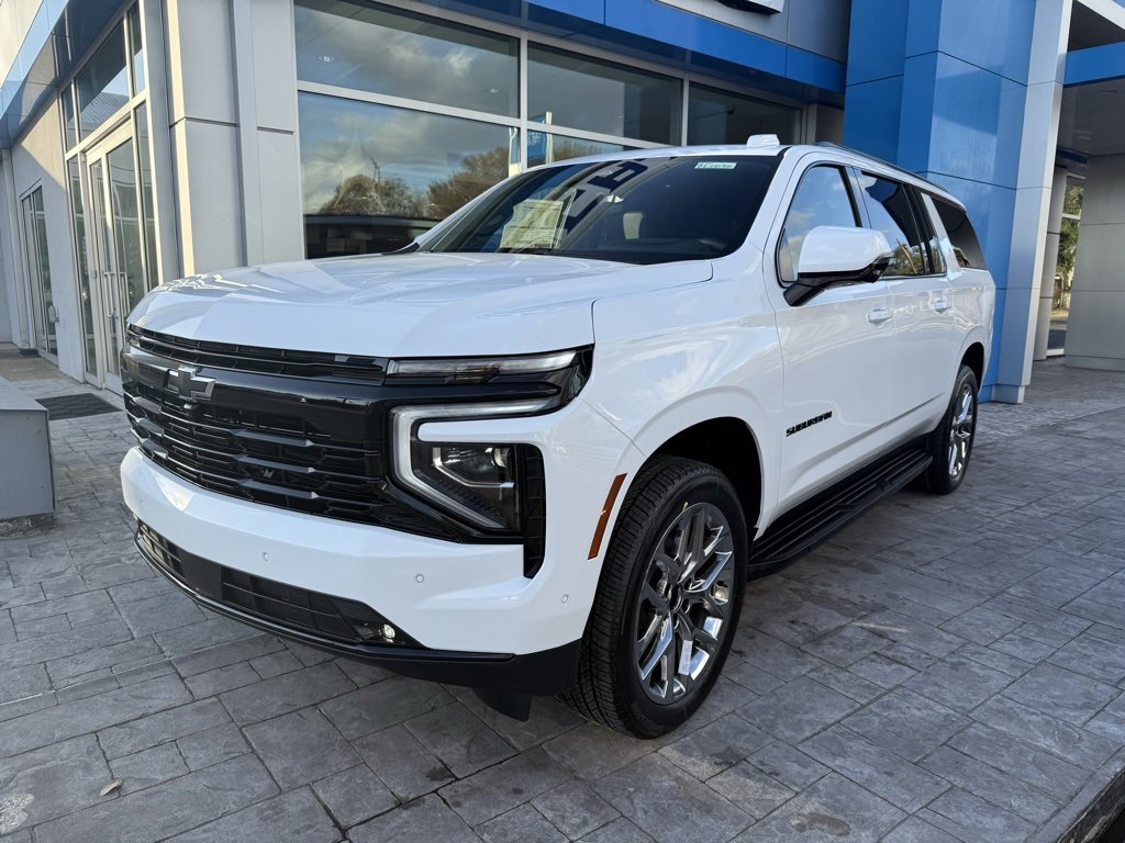 2026 Chevrolet Suburban RST's photo