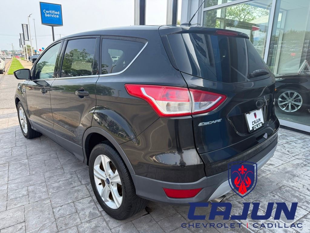 Used 2015 Ford Escape SE with VIN 1FMCU0GX4FUC24079 for sale in Jennings, LA