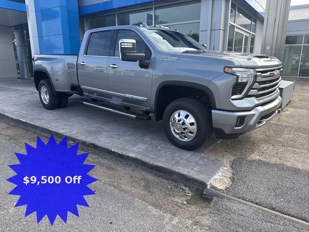 2026 Chevrolet Silverado 3500HD High Country's photo