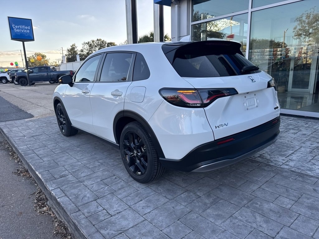 Used 2023 Honda HR-V Sport 2WD SUV