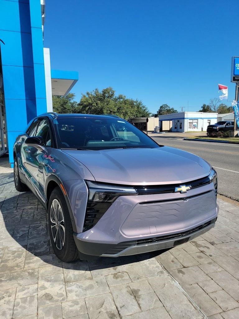 2025 Chevrolet Blazer EV LT's photo