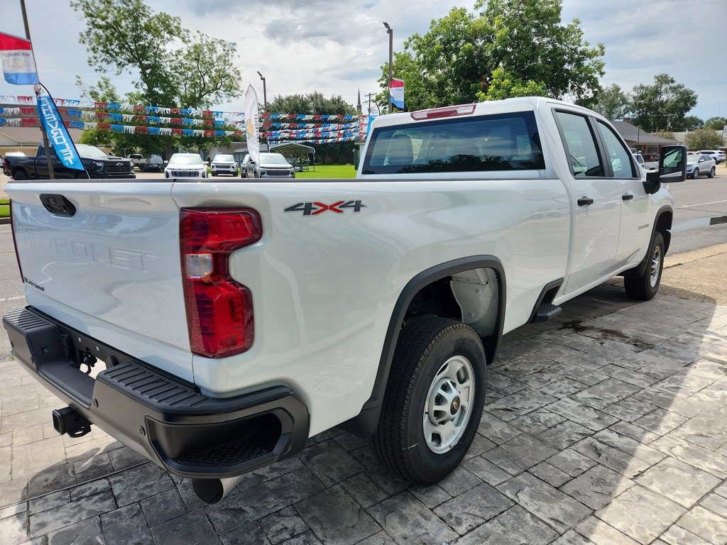 2024 Chevrolet Silverado 2500HD photo 4
