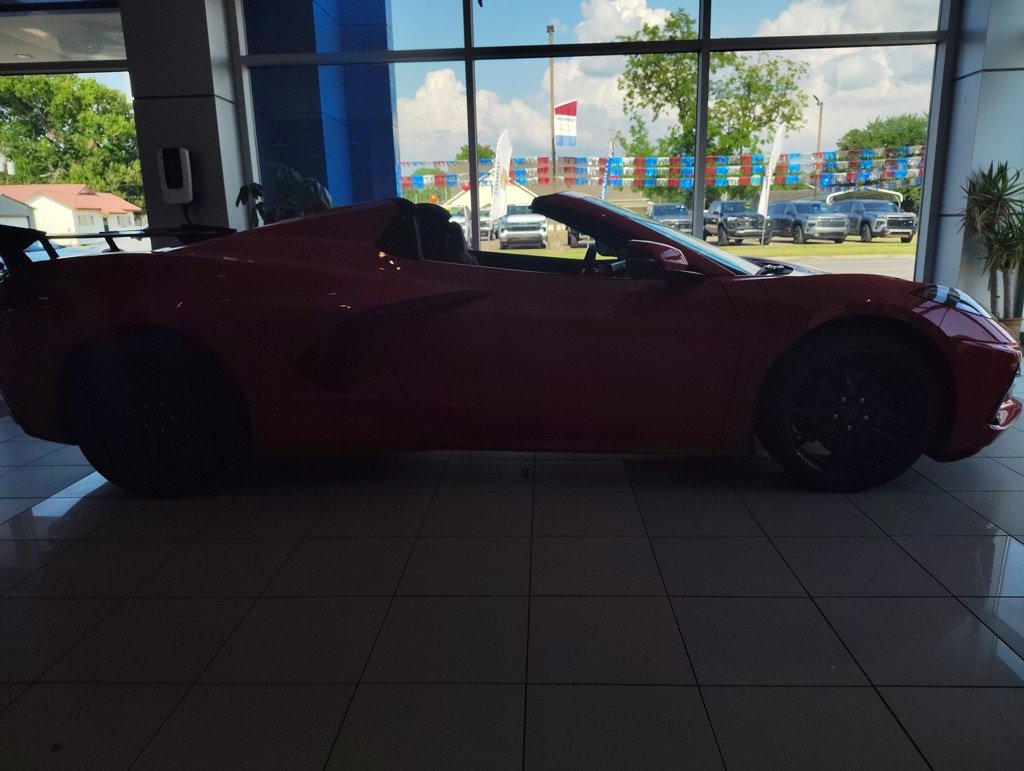 2025 Chevrolet Corvette Stingray 1LT Convertible photo 4