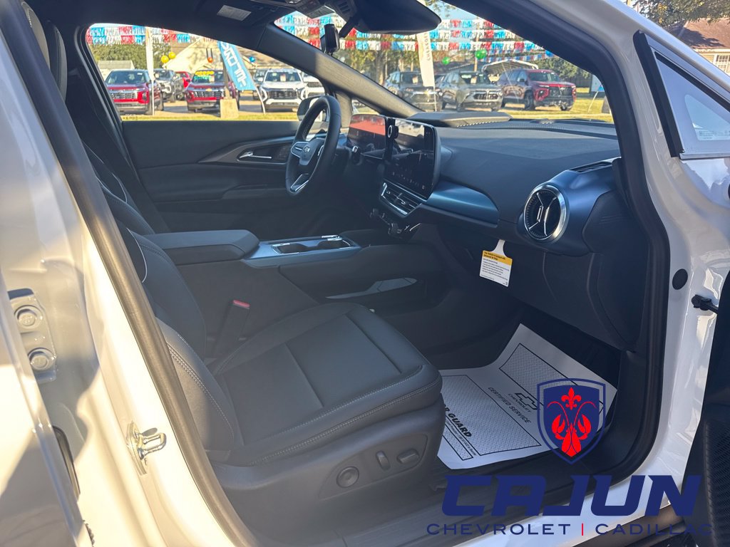 2026 Chevrolet Equinox EV 2LT - Photo 18