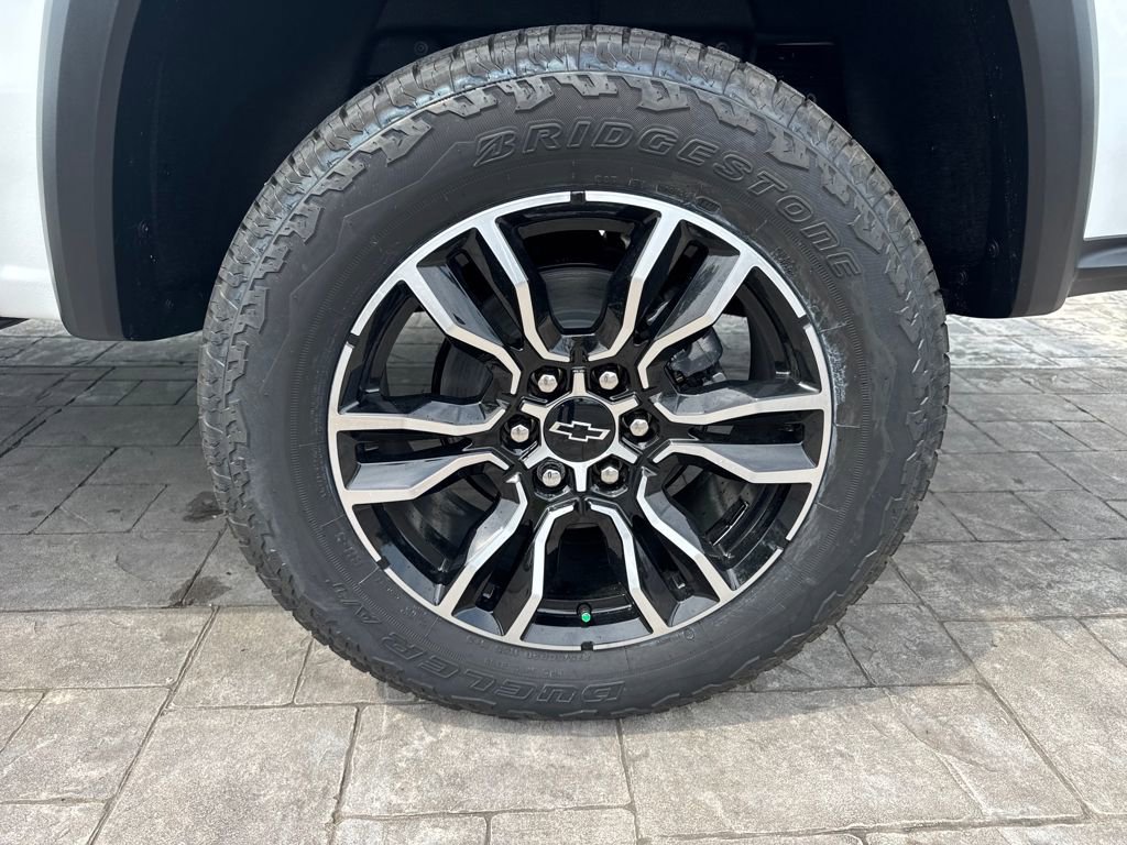 2026 Chevrolet Colorado Trail Boss - Photo 11