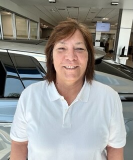 Staff member Darlene Fruge from ID_1fa734e4f967