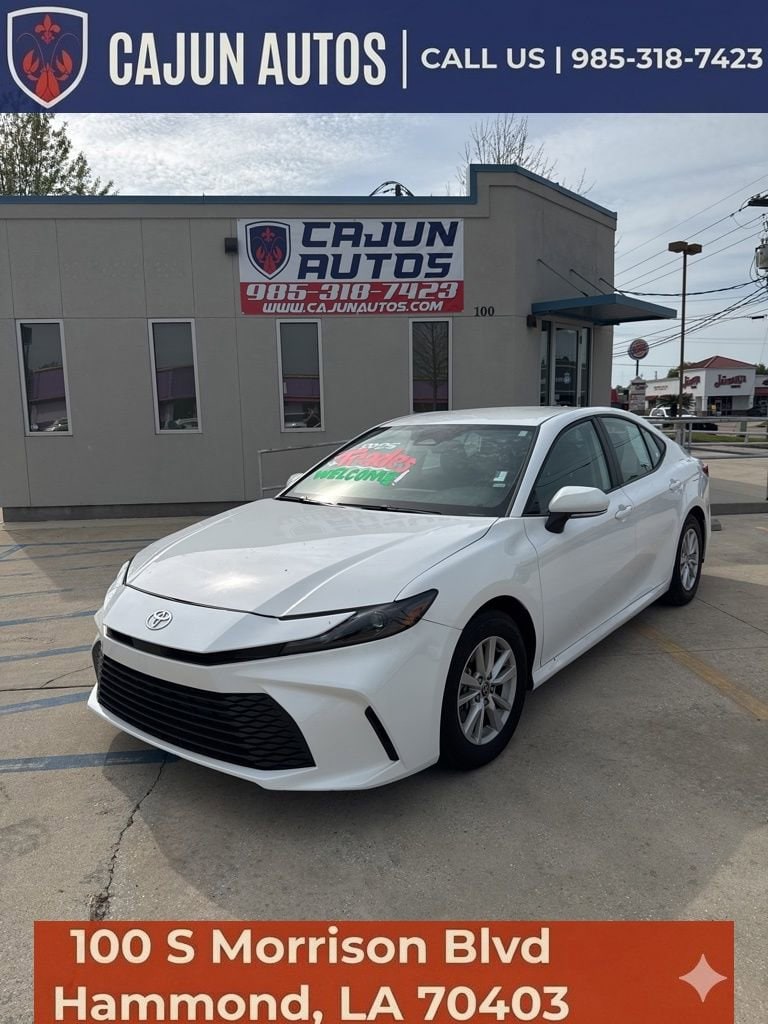2025 Toyota Camry LE