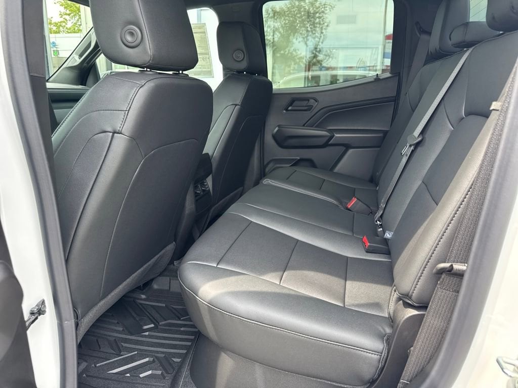 2026 Chevrolet Colorado Trail Boss - Photo 10