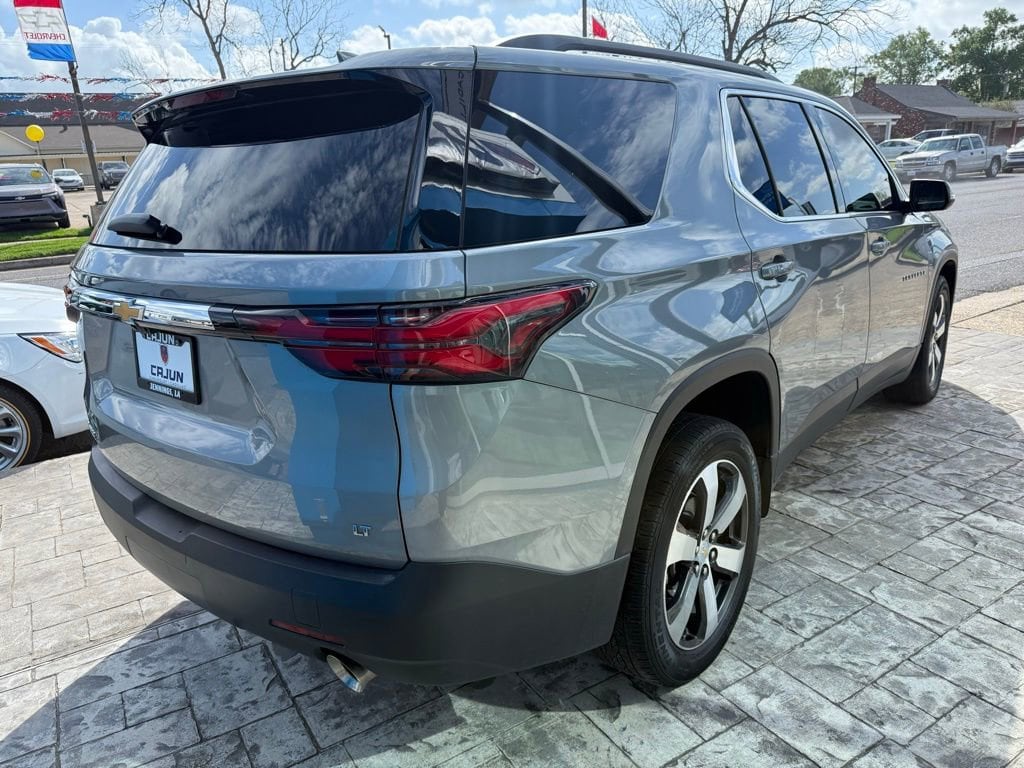 Used 2023 Chevrolet Traverse LT Leather SUV