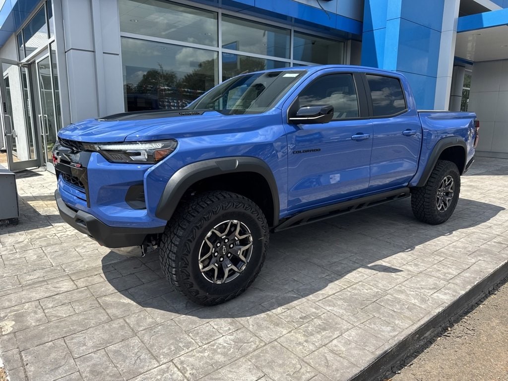 2026 Chevrolet Colorado ZR2's photo