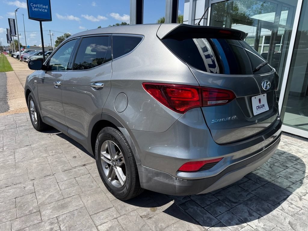 Used 2018 Hyundai Santa Fe Sport with VIN 5NMZT3LB8JH081201 for sale in Jennings, LA