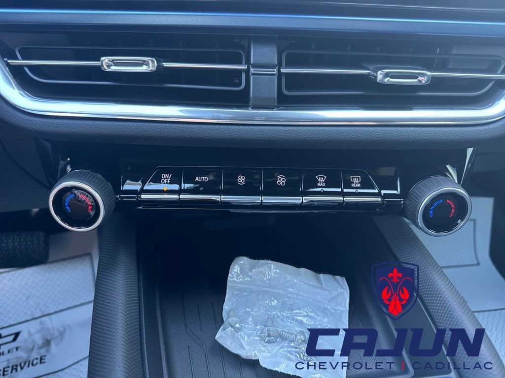 2026 Chevrolet Equinox EV 2LT - Photo 7
