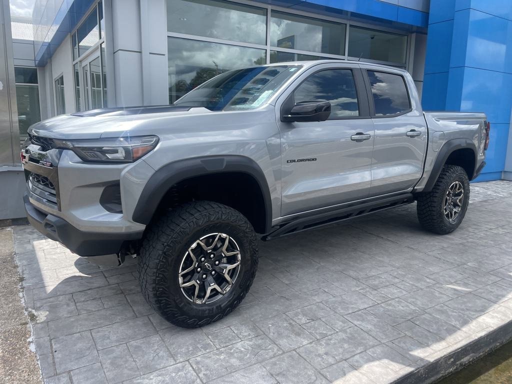 2024 Chevrolet Colorado Truck 