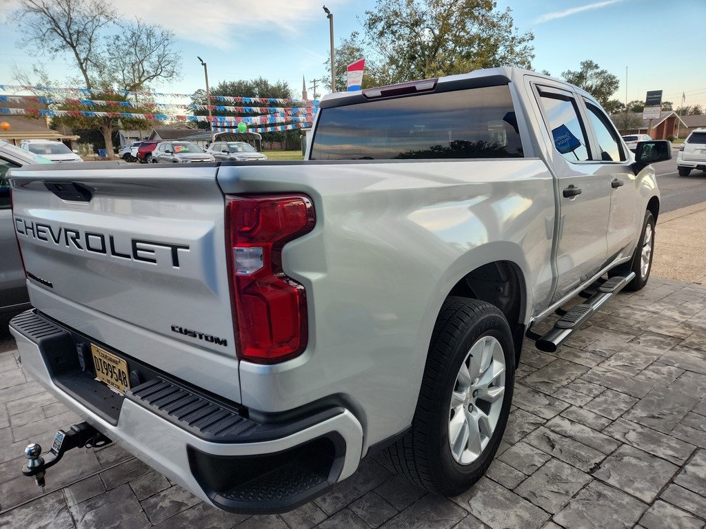 2022 Chevrolet Silverado 1500 Custom photo 4