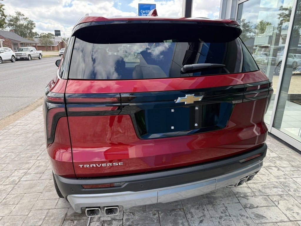 New 2026 Chevrolet Traverse LT SUV