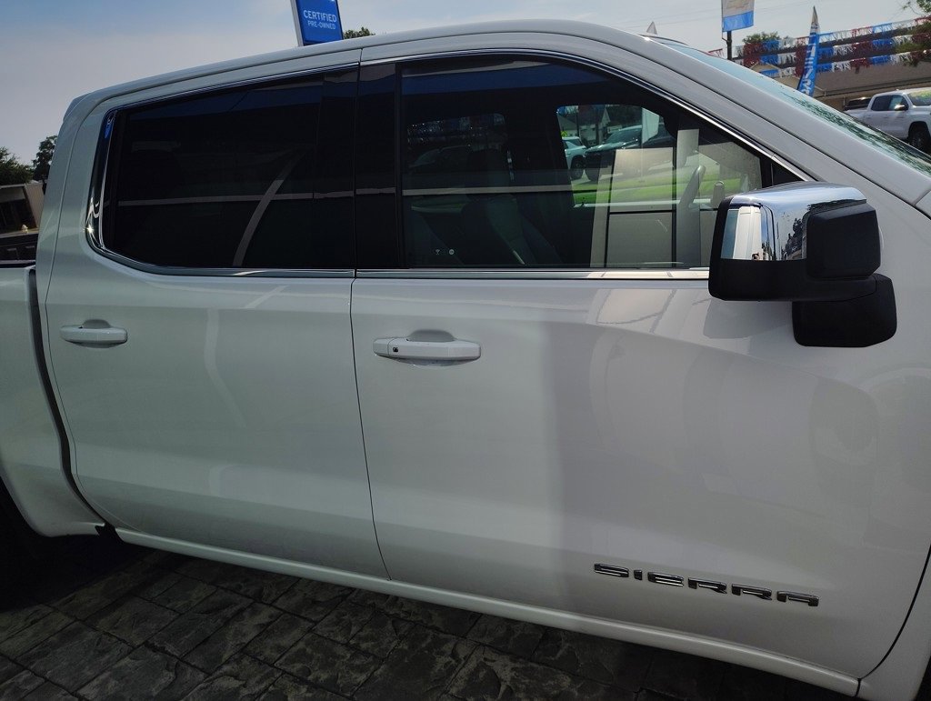 2024 Gmc Sierra 1500 SLE photo 2