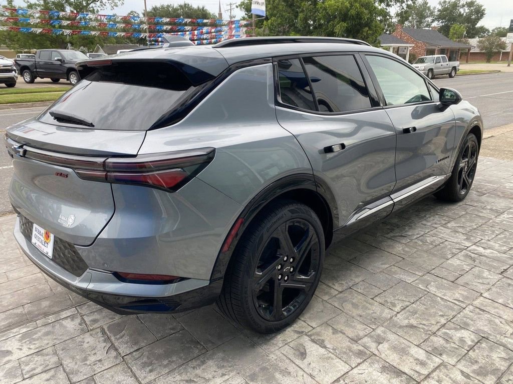 New 2024 Chevrolet Equinox EV RS SUV