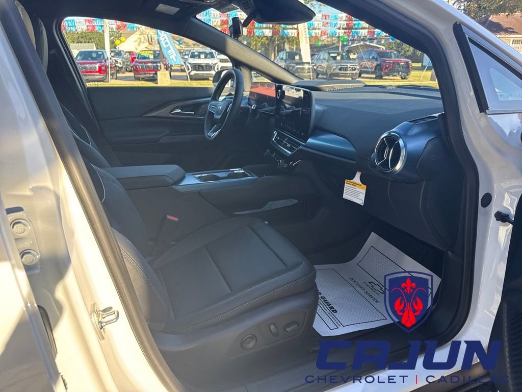 2026 Chevrolet Equinox EV 2LT - Photo 18