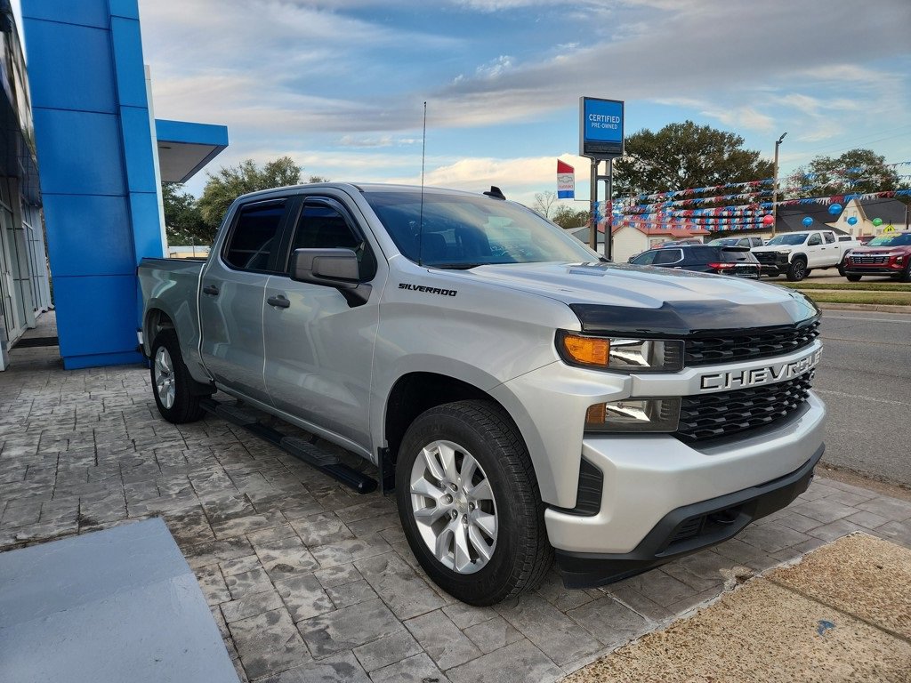 2022 Chevrolet Silverado 1500 Custom photo 3