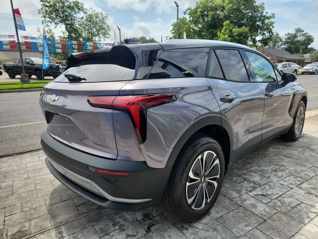 2025 Chevrolet Blazer EV photo 4