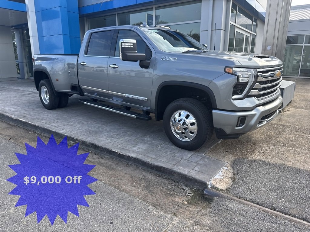 2026 Chevrolet Silverado 3500HD High Country's photo