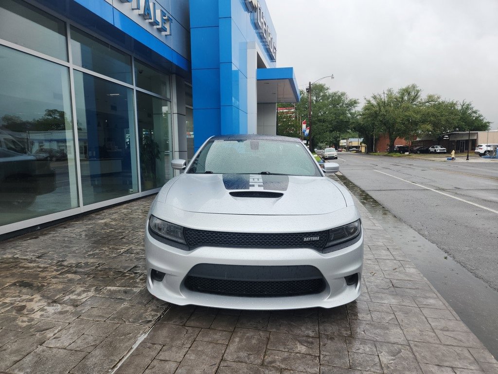 2022 Dodge Charger R/T photo 2