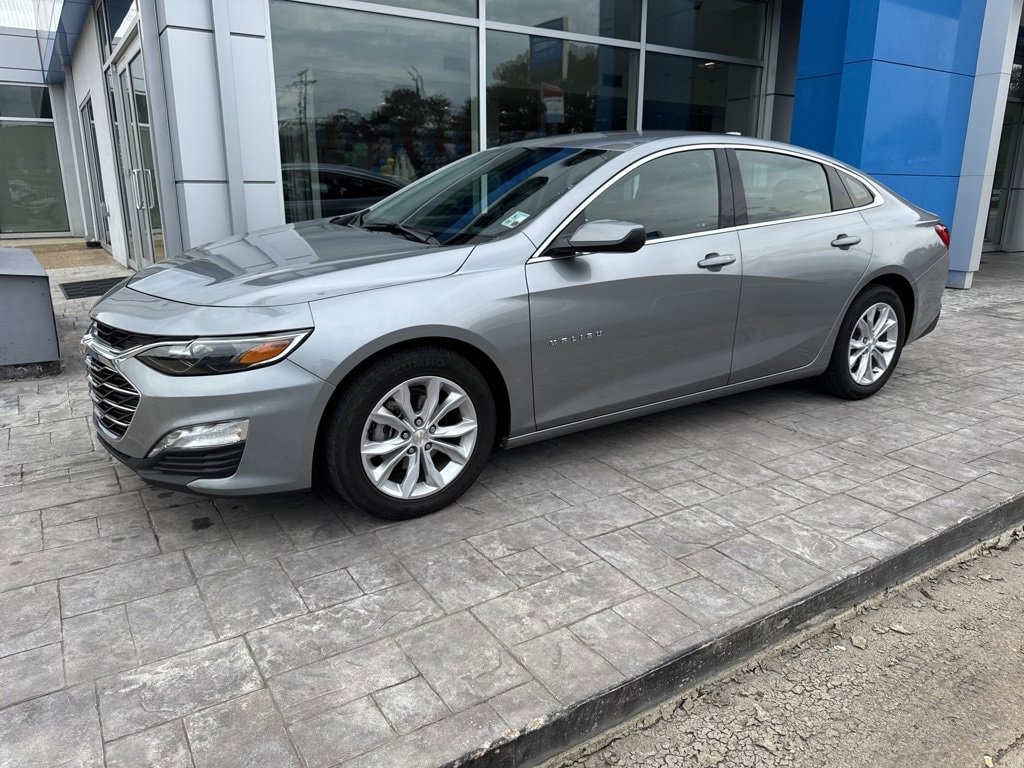 Used 2025 Chevrolet Malibu 1LT Car