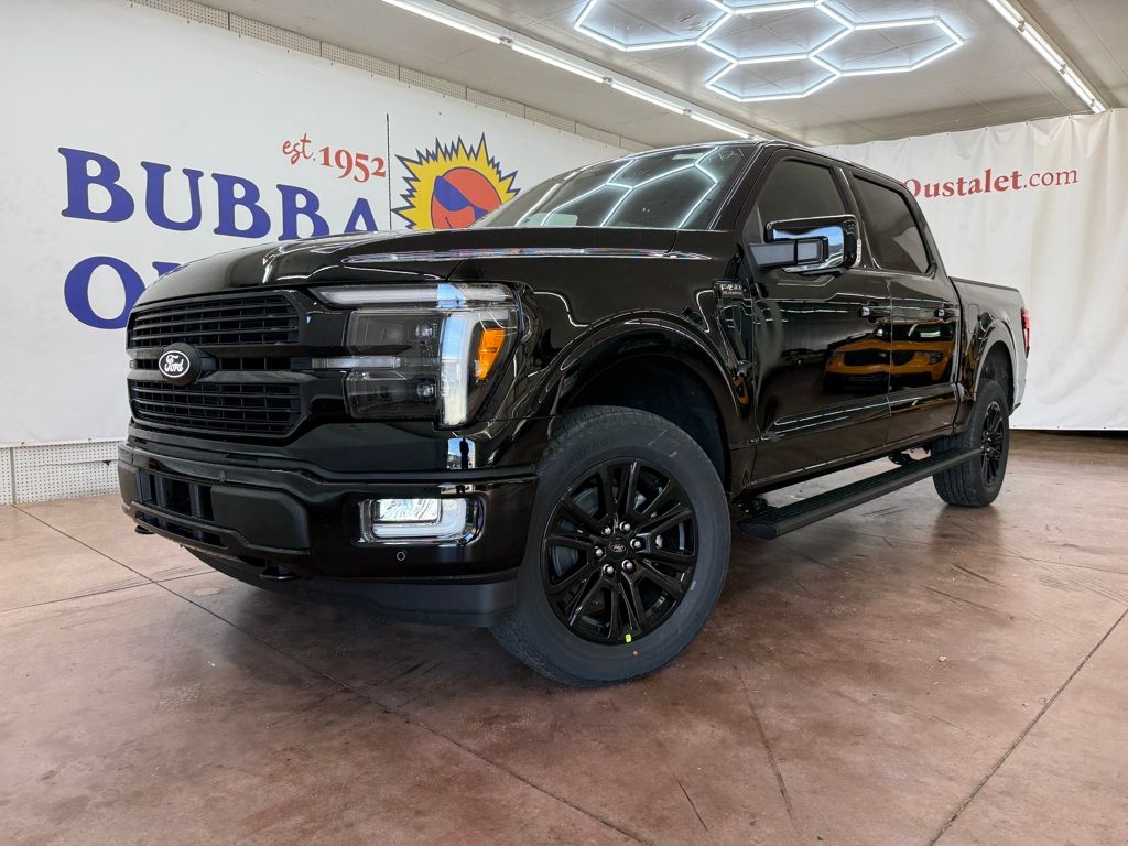 2025 Ford F-150 Platinum's photo