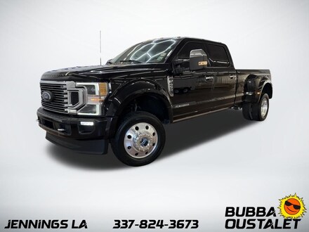 2022 Ford F-450SD Platinum Truck