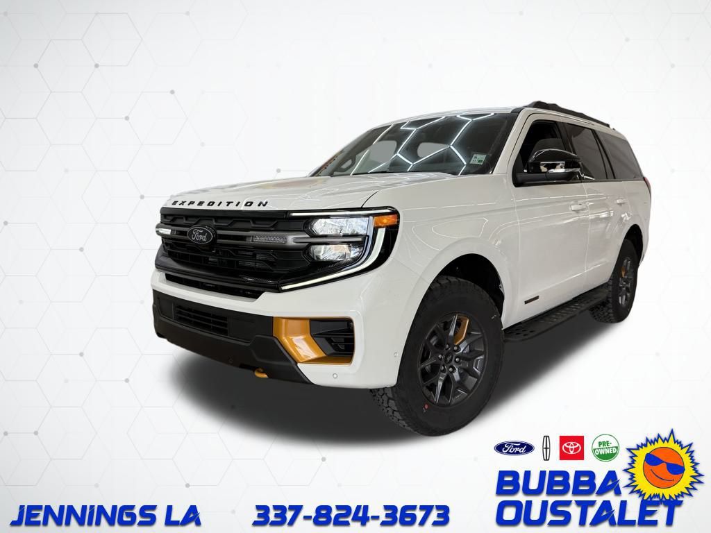 2025 Ford Expedition Tremor's photo